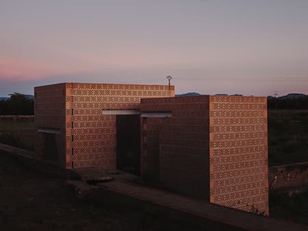 Ceramic Pavilions in the Northern Fields of Valencia